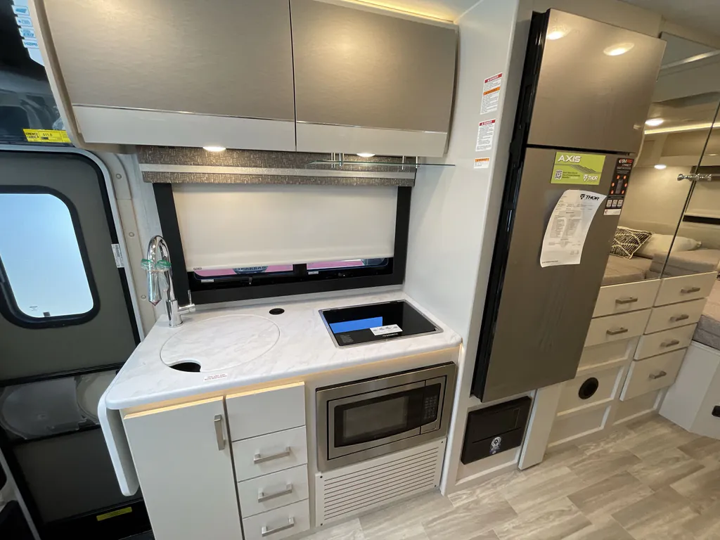2026 Thor Motor Coach Axis 26.2, Photos photo 4