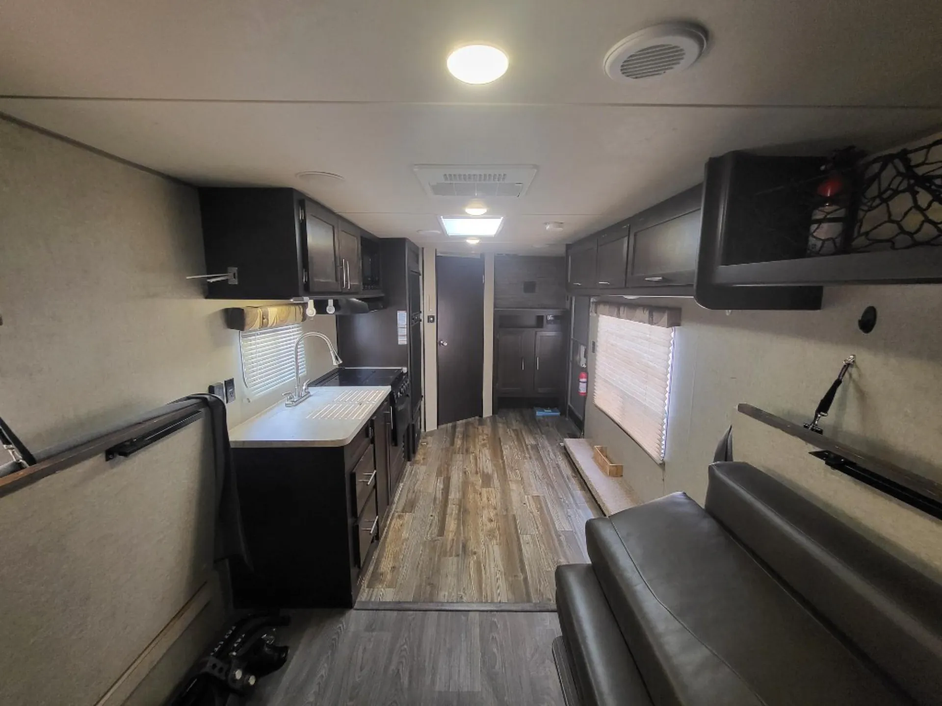 2017 Forest River Cherokee Grey Wolf 26RR - Photo 4