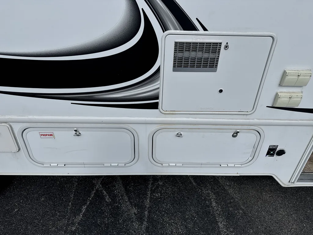 2018 Forest River Sunseeker 2420MS, Photos photo 25
