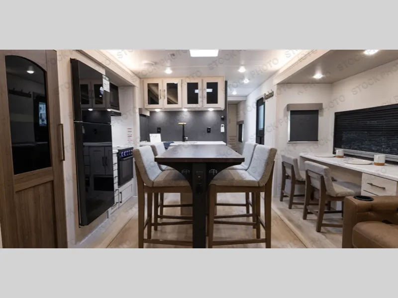 2027 Forest River RV Grand Surveyor 290RLDS - Photo 4