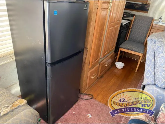 1998 Fleetwood SAVANNA 32-5J - Photo 3