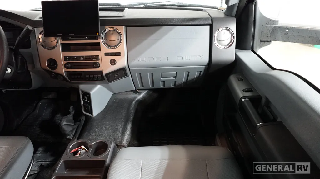 2027 NeXus RV Maximus 34MX, Photos photo 11