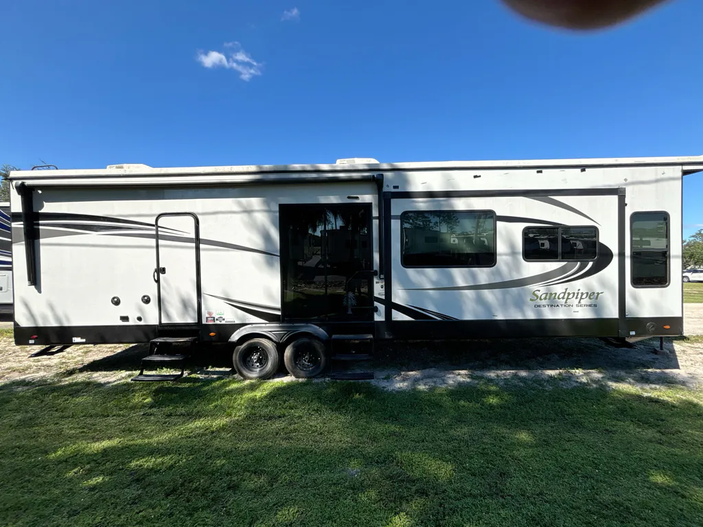 2022 Forest River Sandpiper Destination 401FLX, Photos photo 3