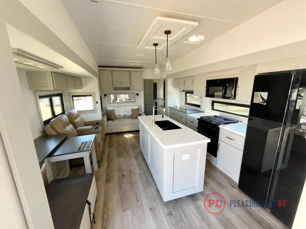 2026 Brinkley Model Z 3515, Photos photo 14