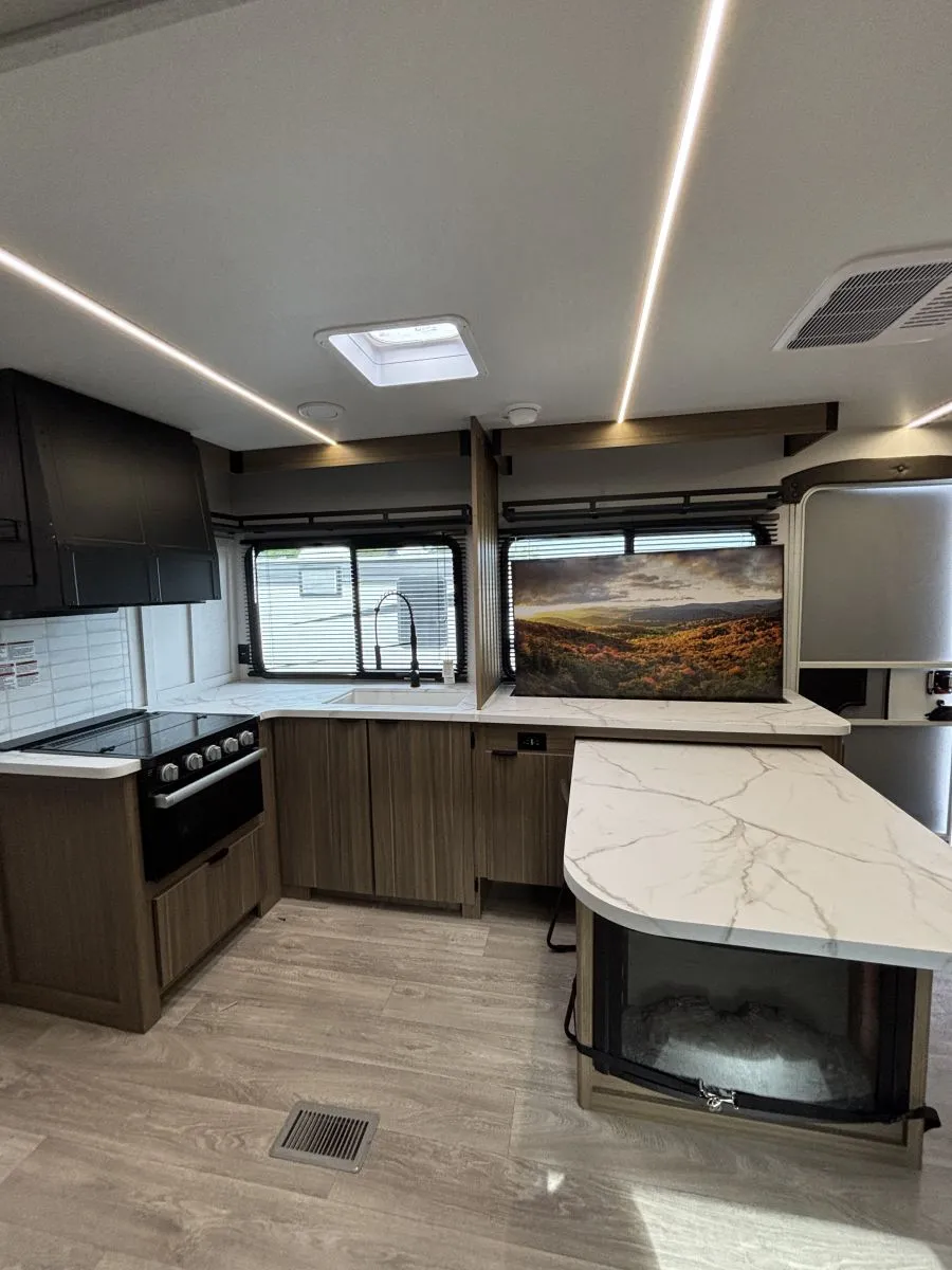 2026 Forest River Wildwood 300ICE, Photos photo 9