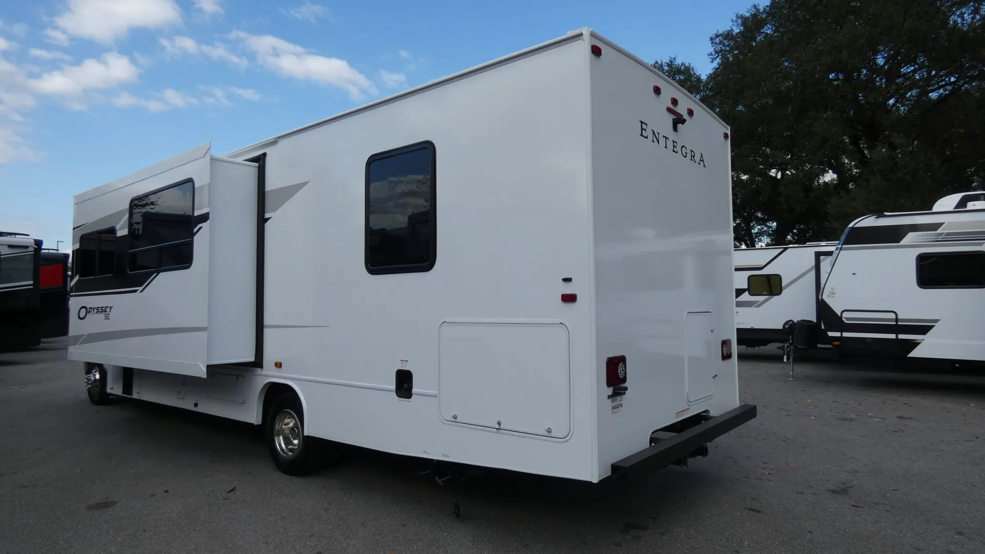 2026 Entegra Coach Odyssey SE 29KF - Photo 4