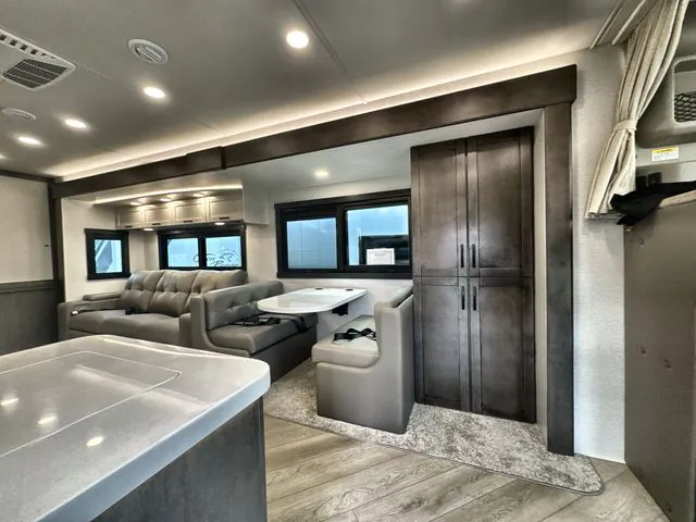 2027 Entegra Coach Accolade 37K, Photos photo 23