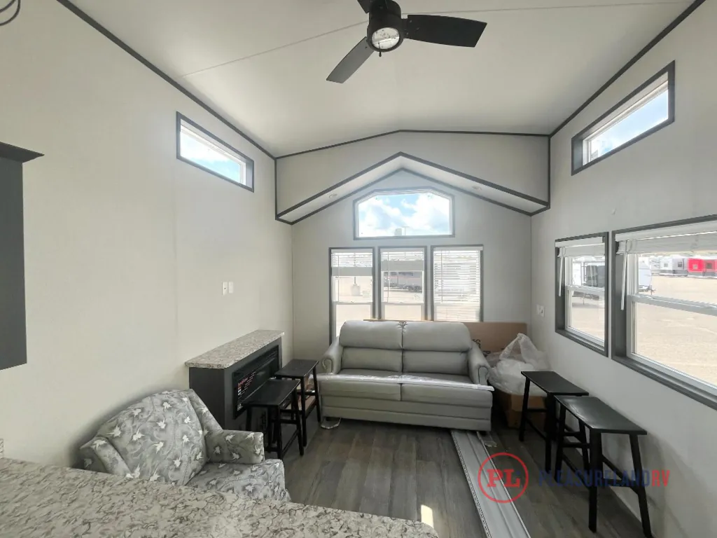 2026 Forest River Quailridge 39FLSKL, Photos photo 7