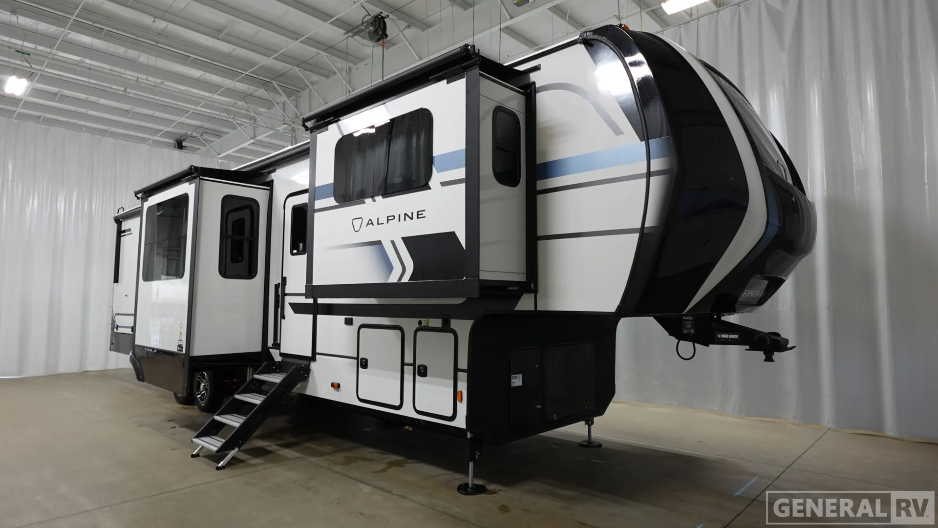 2026 Keystone Alpine 3710FL - Photo 2