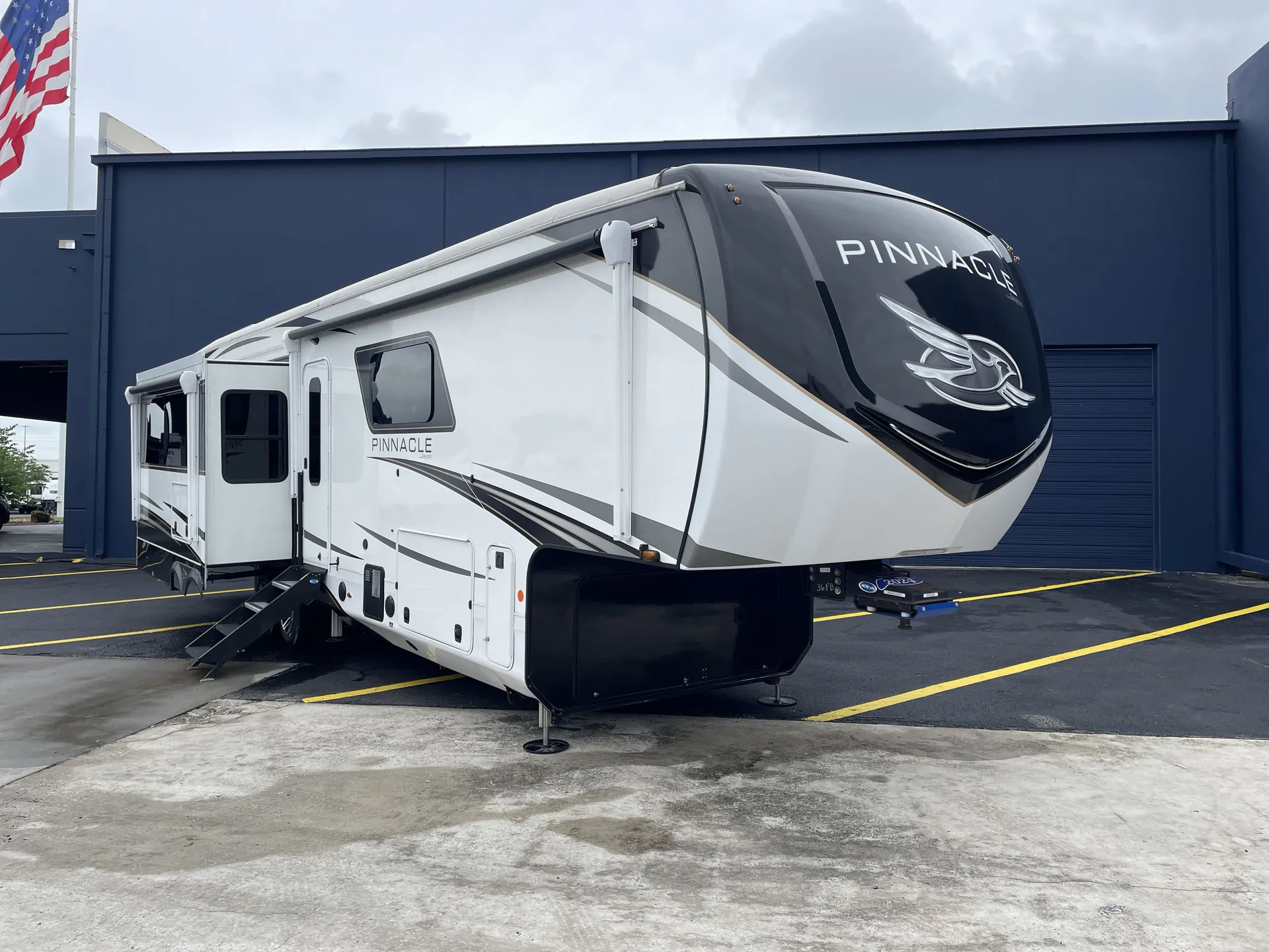 2024 Jayco Pinnacle 36FBTS