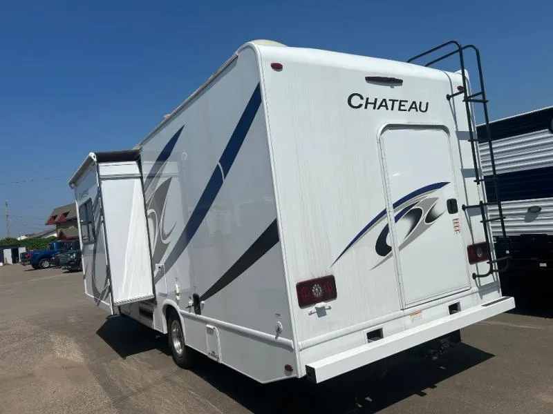 2023 Thor Motor Coach Chateau 26X - Photo 4