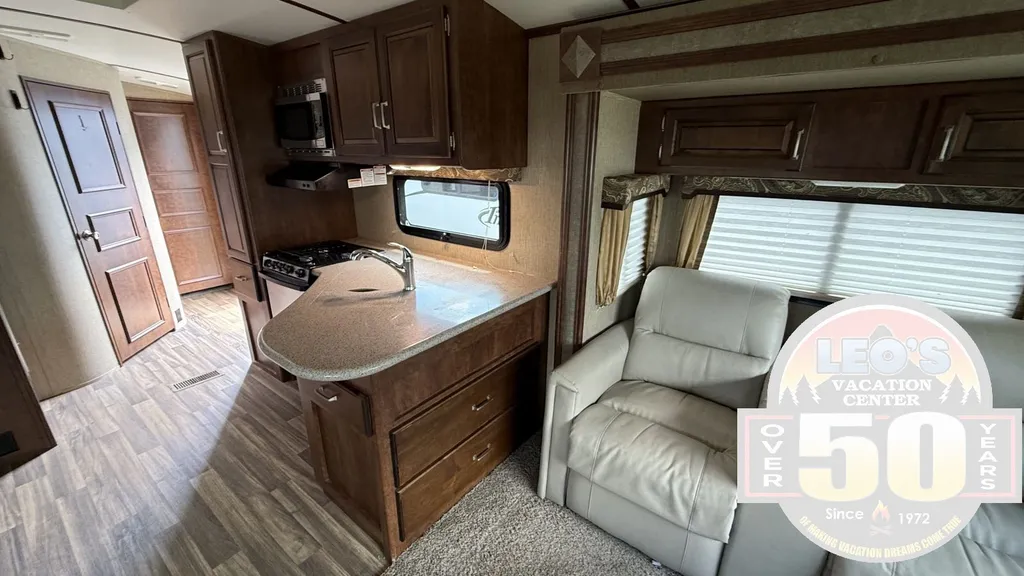 2016 Keystone Outback 298RE, Photos photo 20