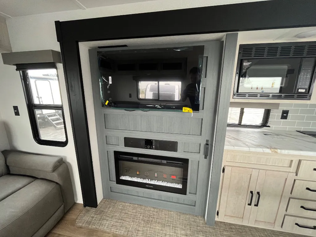 2027 Forest River Puma 290RL, Photos photo 13