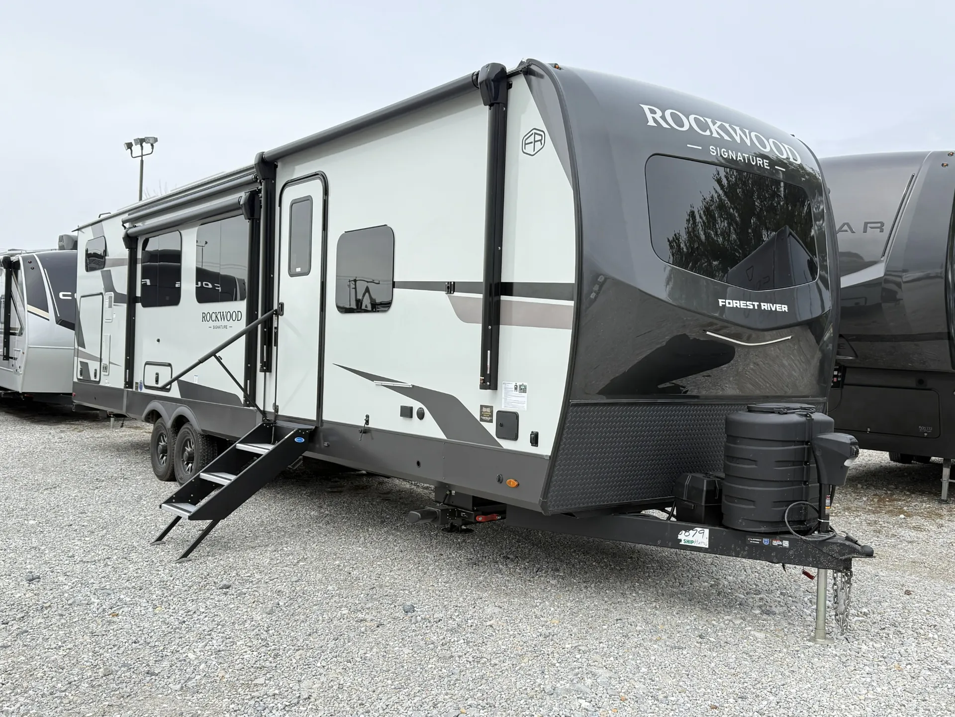 2026 Forest River Rockwood Signature 8336BH - Photo 2