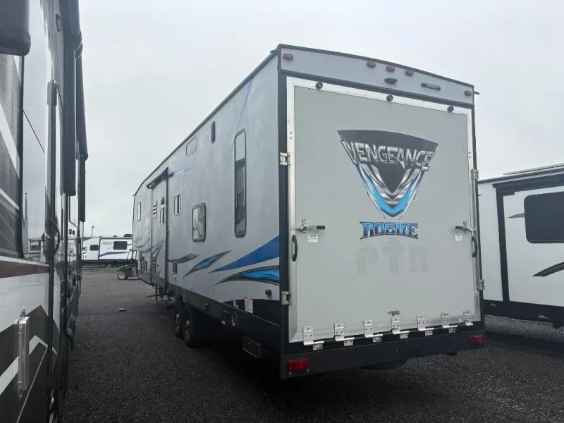 2019 Forest River RV Vengeance Rogue 324A13 - Photo 3