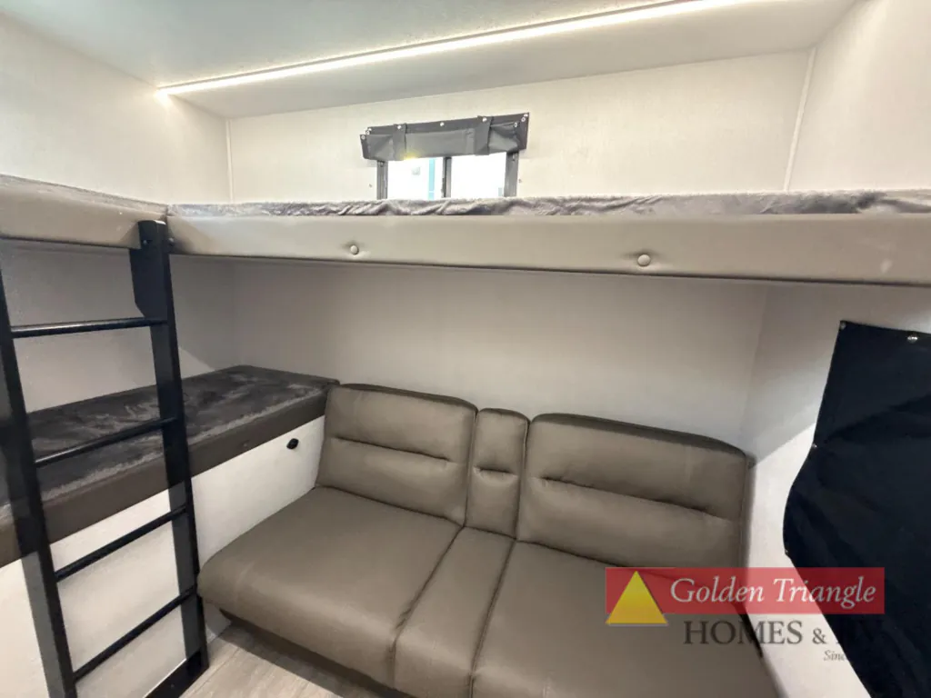 2026 Coachmen Freedom Express Select 30SE, Photos photo 22