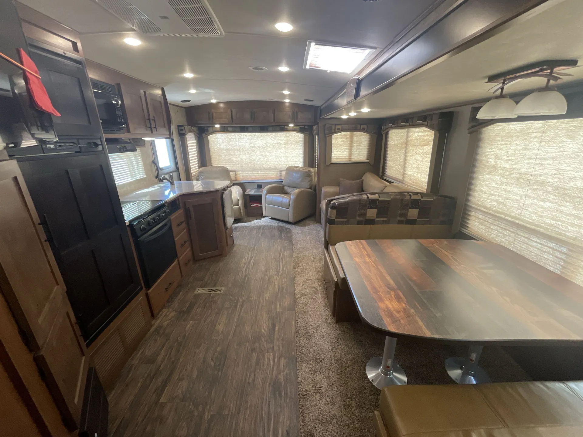 2018 Outdoors RV Mountain Series Black Stone 260RLS — living area main