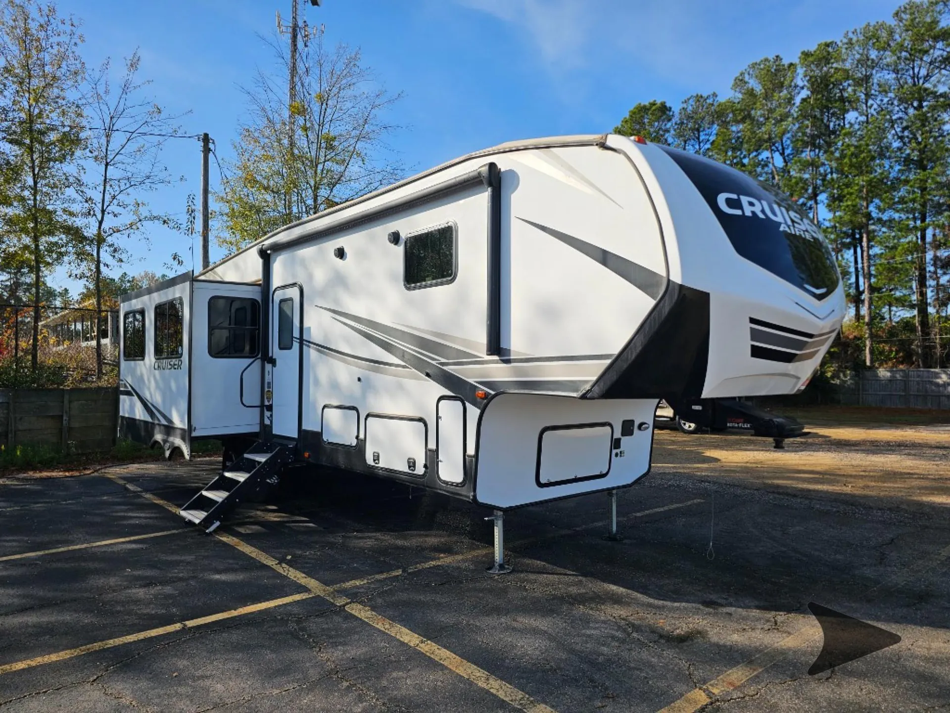 2023 CrossRoads Cruiser Aire CR31SI - Photo 2