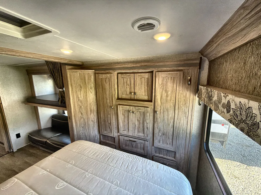 2022 Forest River Cherokee 304RK, Photos photo 16