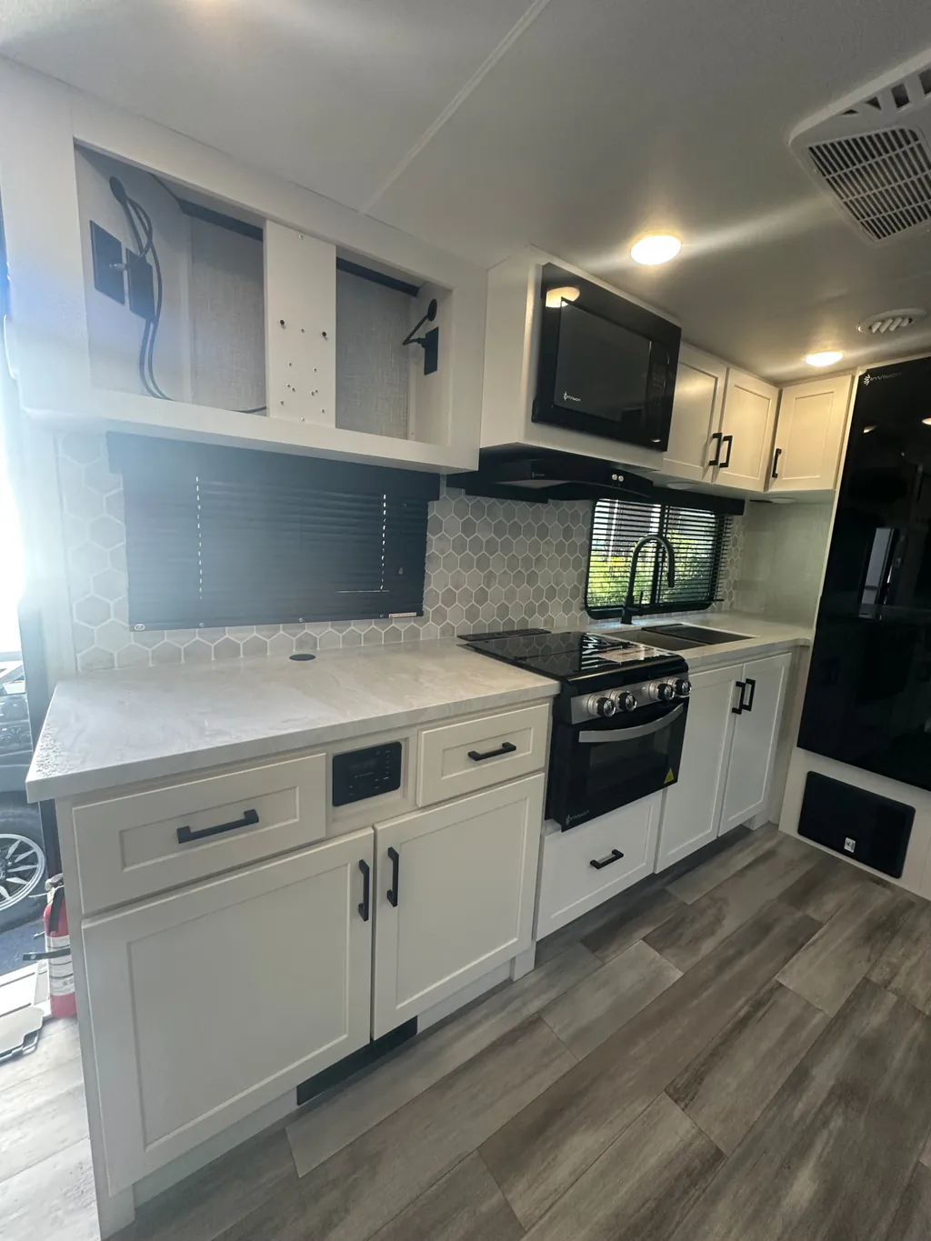 2025 Jayco Jay Feather 29QBH, Photos photo 31