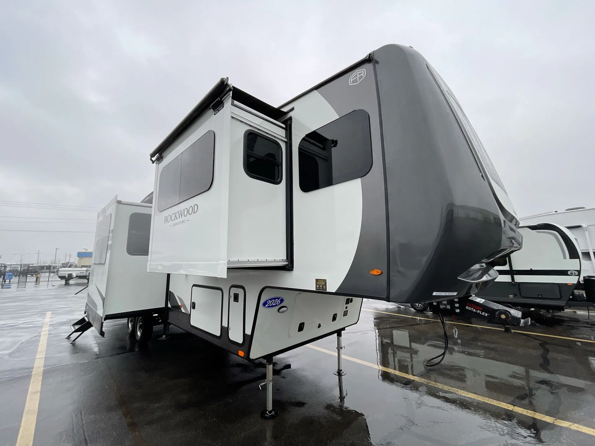 2026 Forest River Rockwood Signature 402SFL - Photo 2