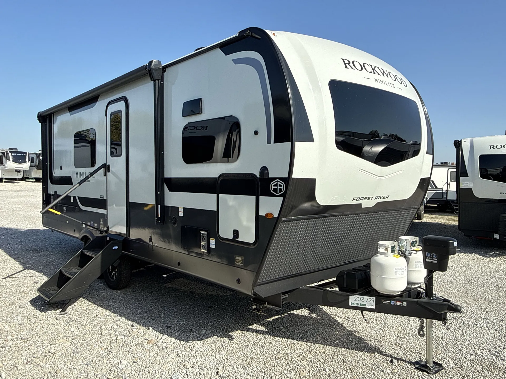 2027 Forest River Rockwood Mini Lite 2523MBR