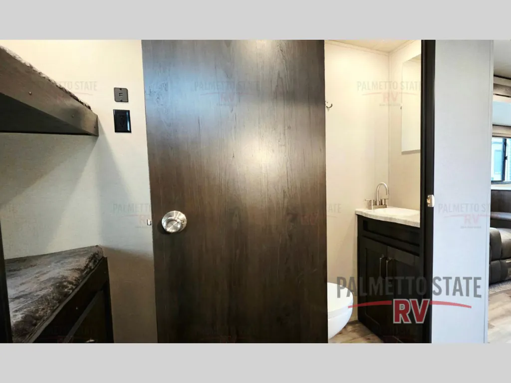 2023 Grand Design Transcend Xplor 321BH, Photos photo 26
