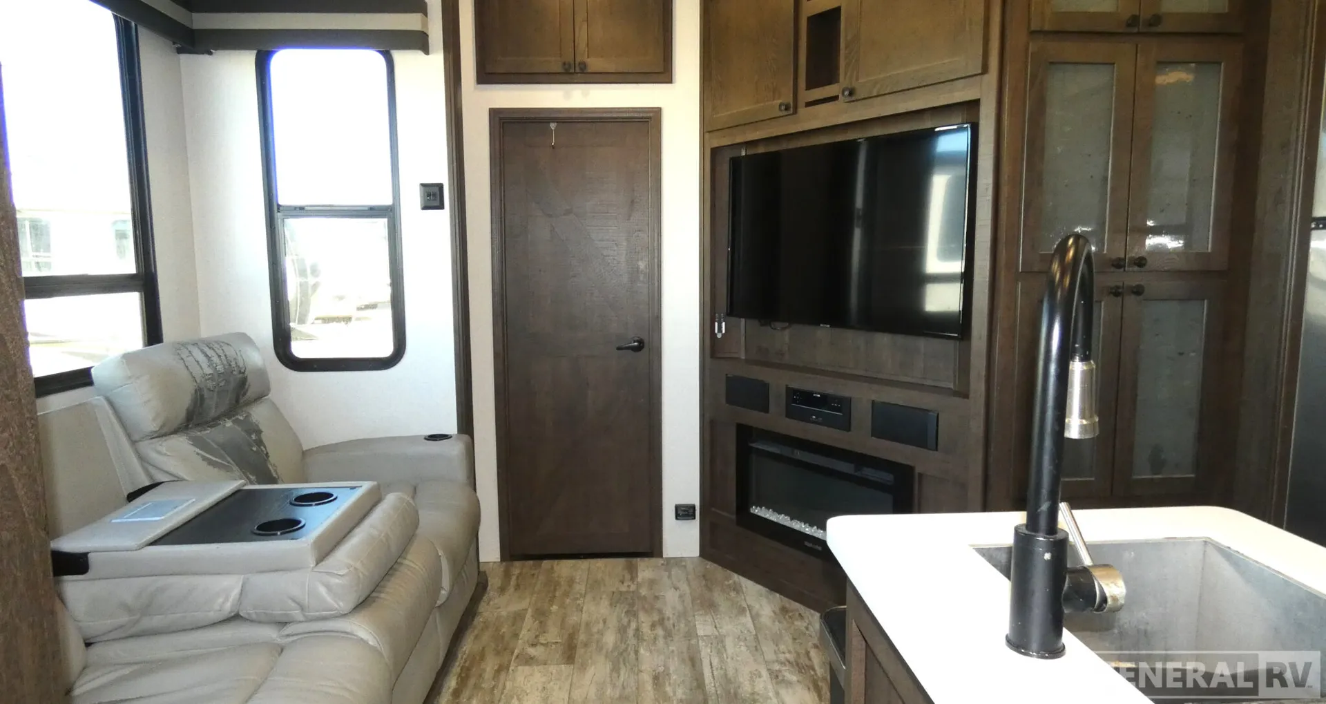 2021 Forest River XLR Nitro 321 - Photo 3