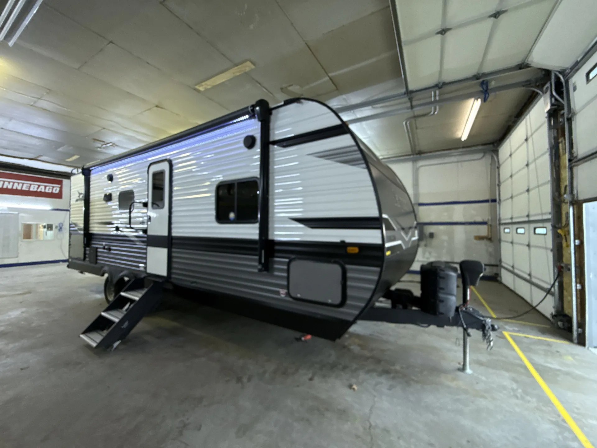 2023 Jayco Jay Flight 247RBS - Photo 2