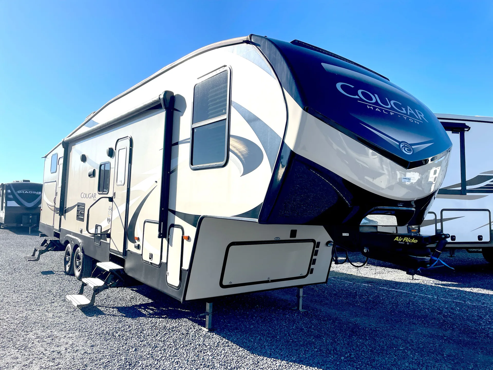2019 Keystone Cougar Half-Ton 32BHS - Photo 2