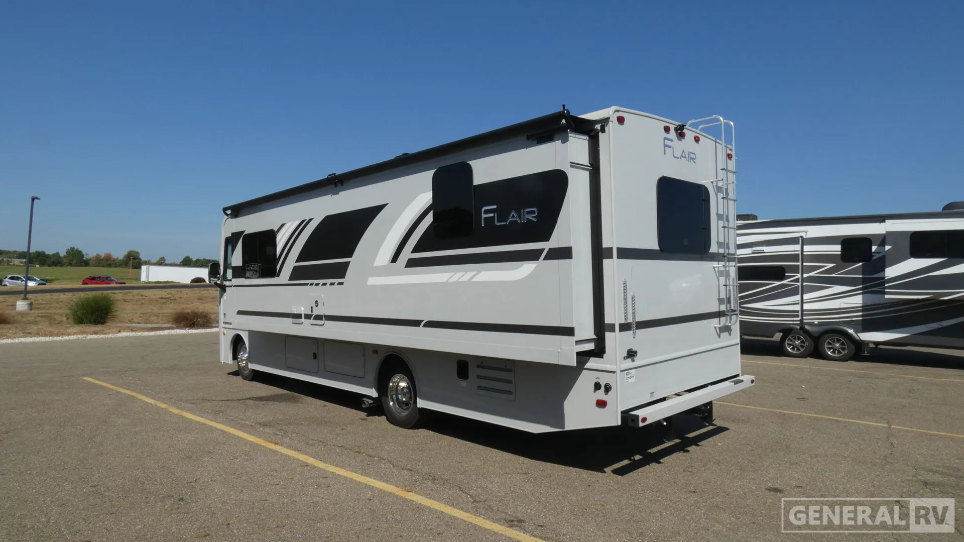 2026 Fleetwood Flair 29M - Photo 4