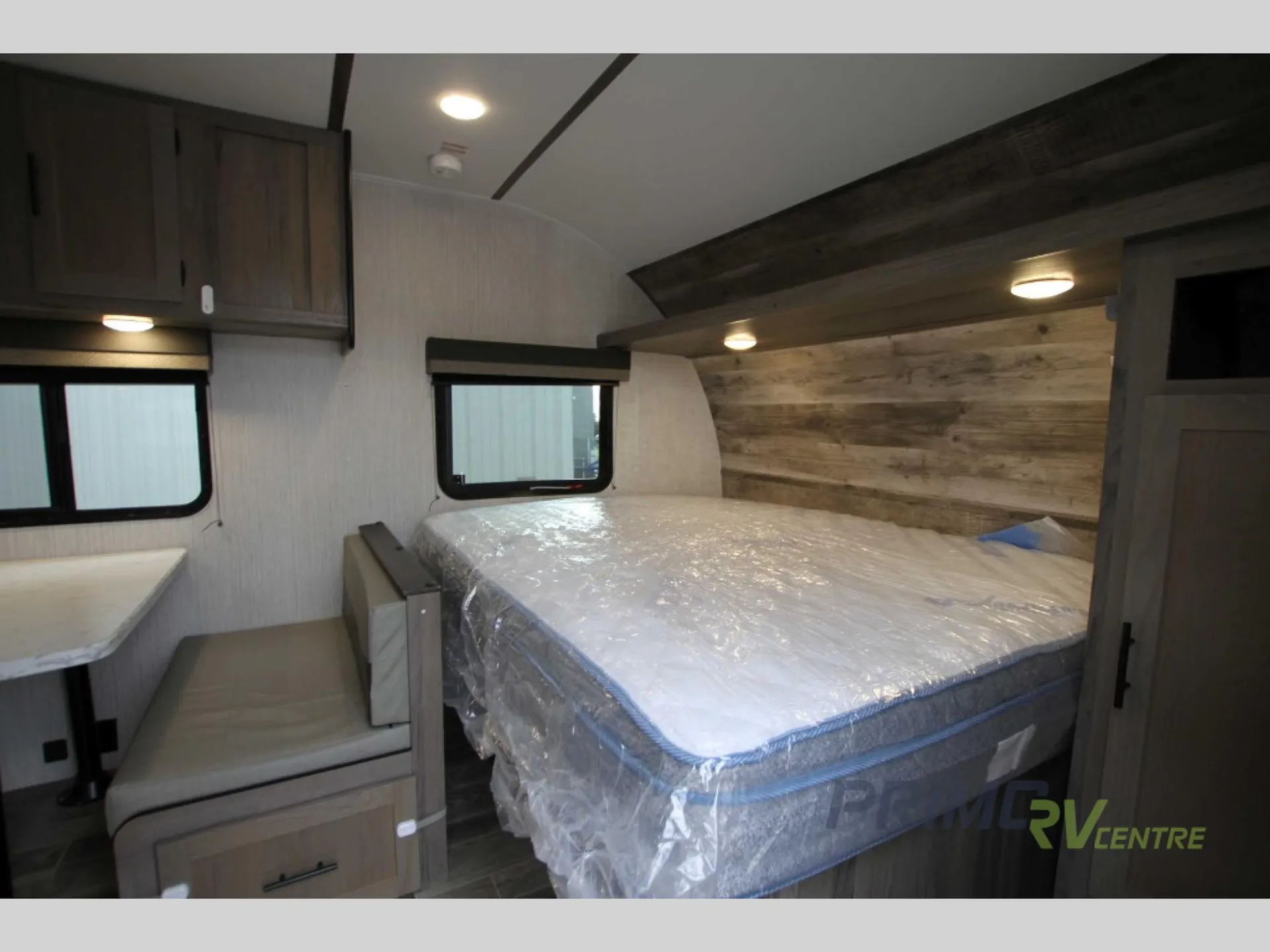 2022 Gulf Stream RV Conquest Super Lite 199DD - Photo 3
