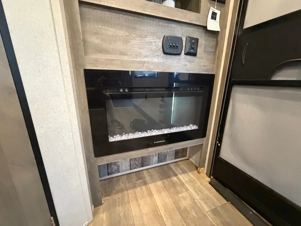 2022 Forest River XLR Micro Boost 25LRLE, Photos photo 21