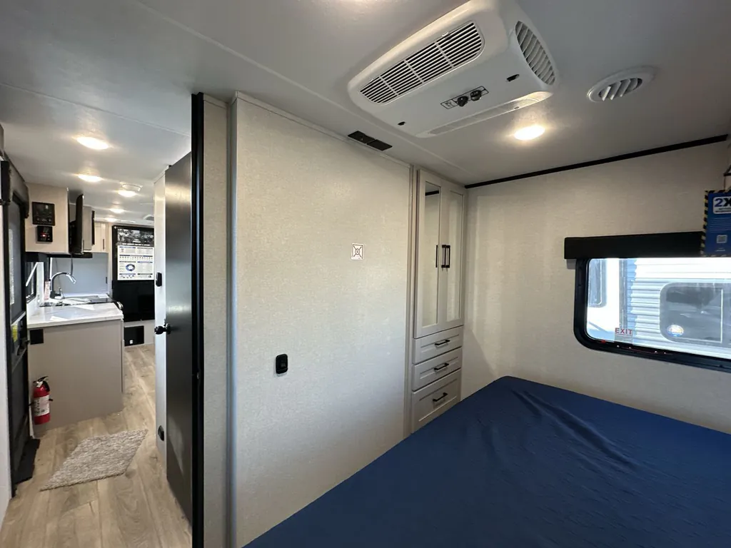2026 Jayco Jay Feather 29QBH, Photos photo 16