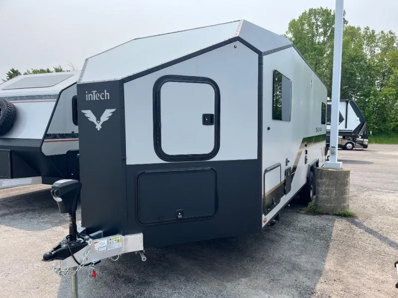 2026 inTech Black Wing 830 X - Photo 4