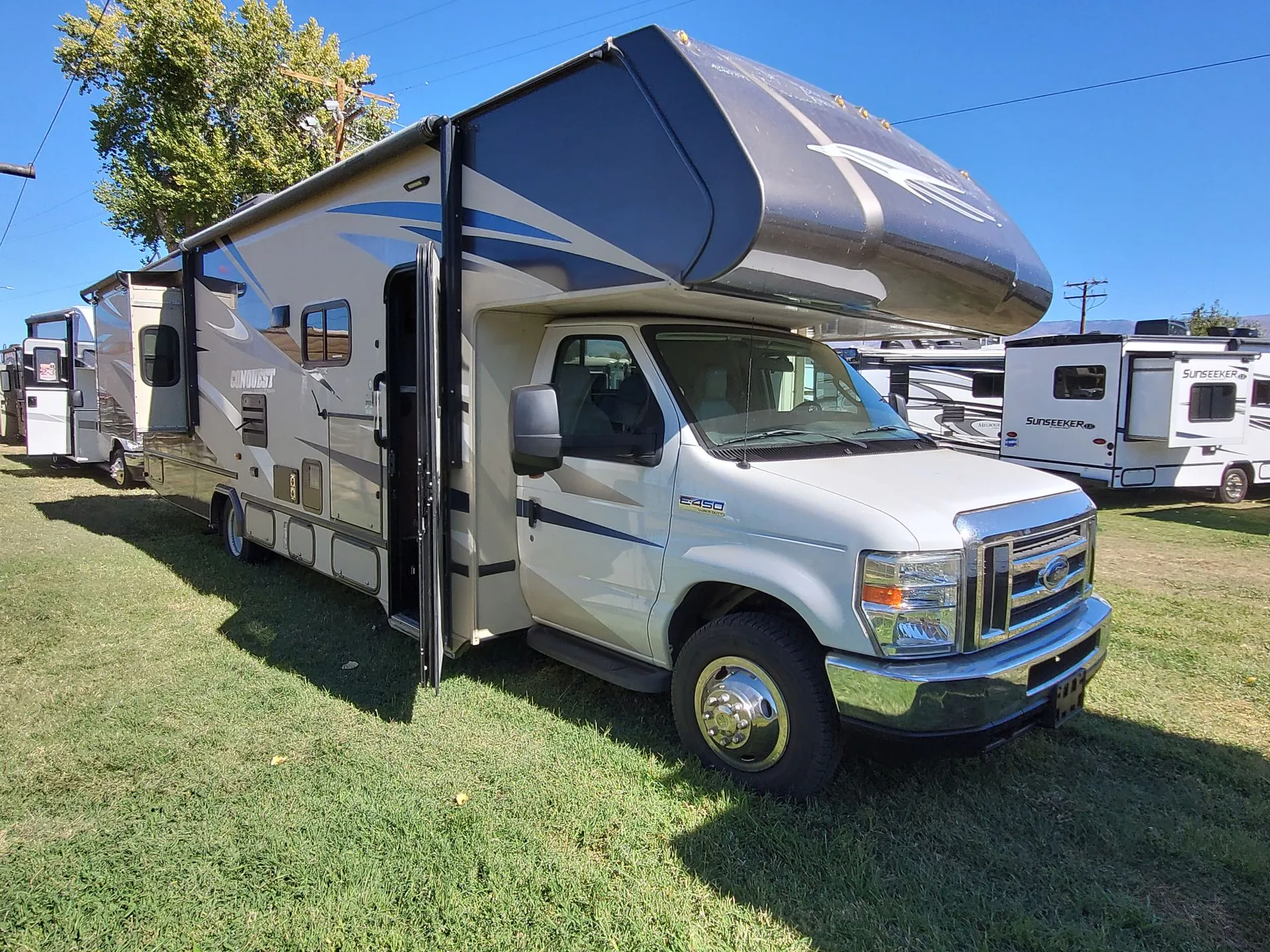 2020 Gulf Stream Conquest Class C 6320 - Photo 3