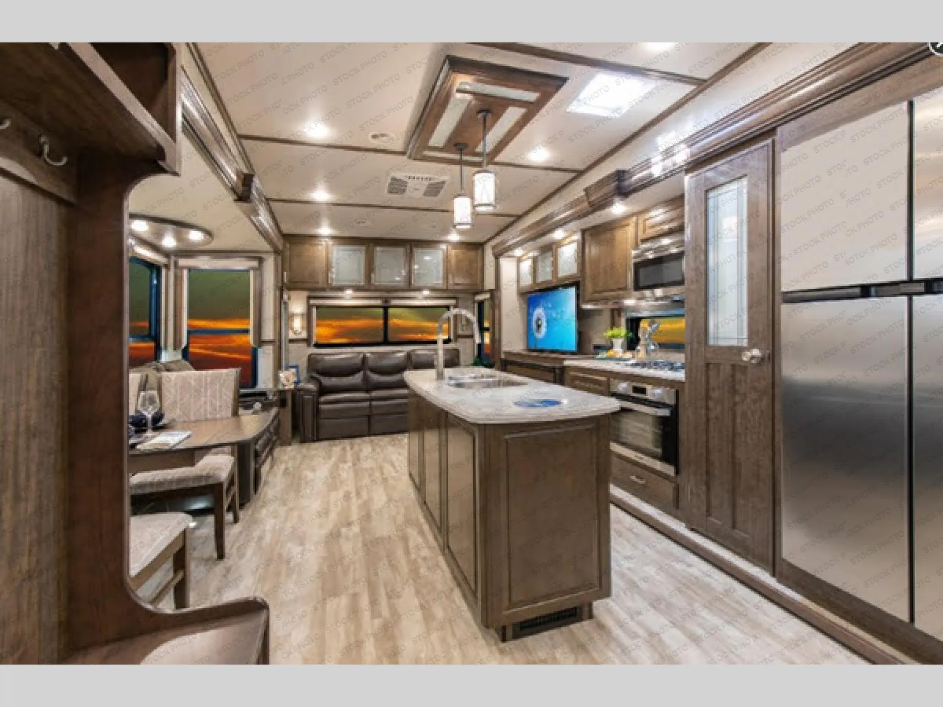 2020 Grand Design Solitude 372WB - Photo 2