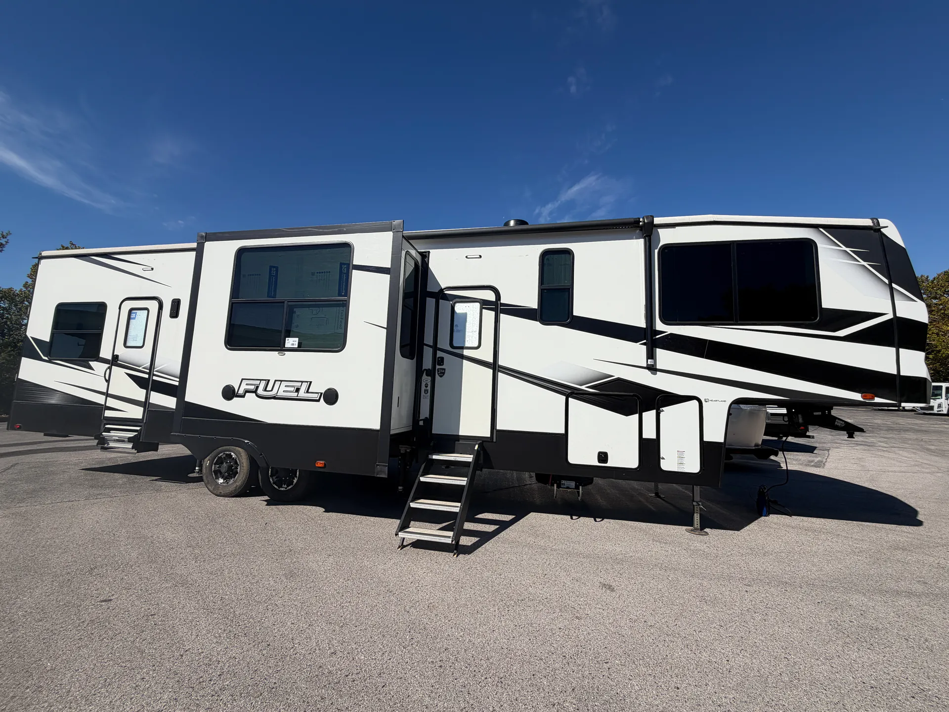 2022 Heartland Fuel 357 - Photo 3
