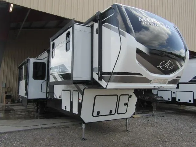 2025 Keystone Montana High Country 397FB - Photo 2