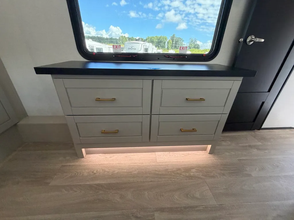 2027 Jayco North Point 391TBBH, Photos photo 58