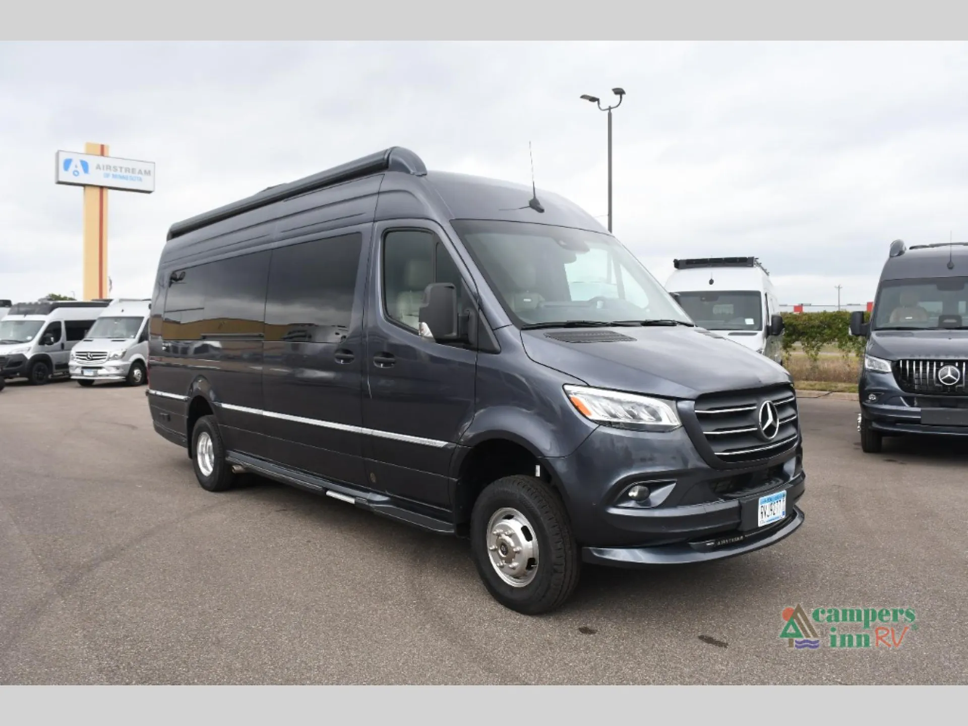 2025 Airstream Interstate 24GT AWD - Photo 2