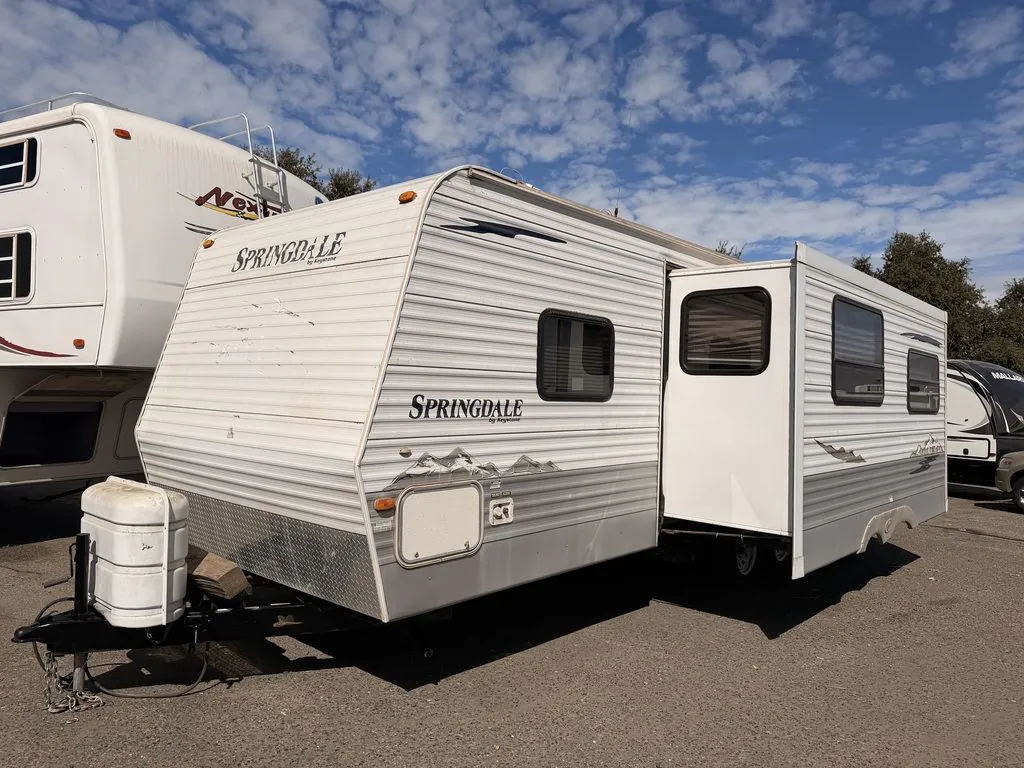 2009 Keystone Springdale 266RL - Photo 2