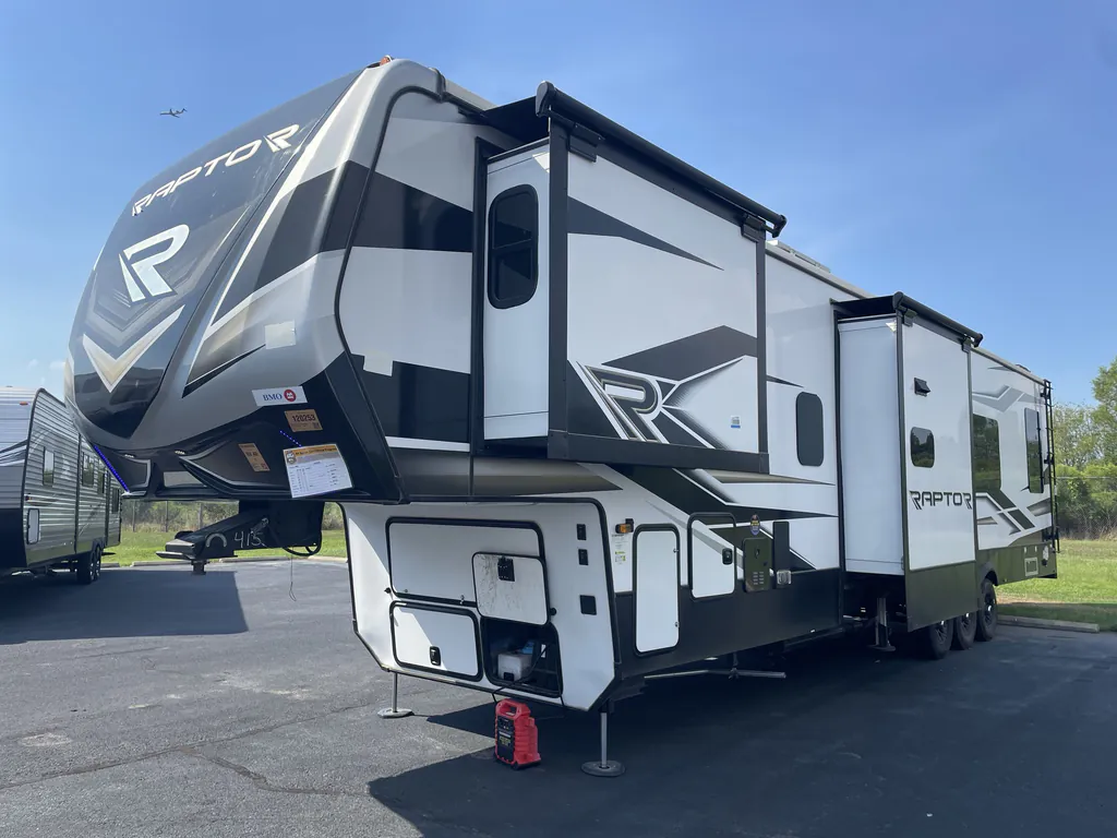 2025 Keystone Raptor 415, Photos photo 21