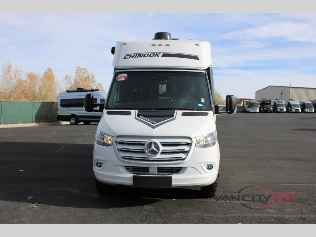 2025 Chinook RV Summit EB, Photos photo 18