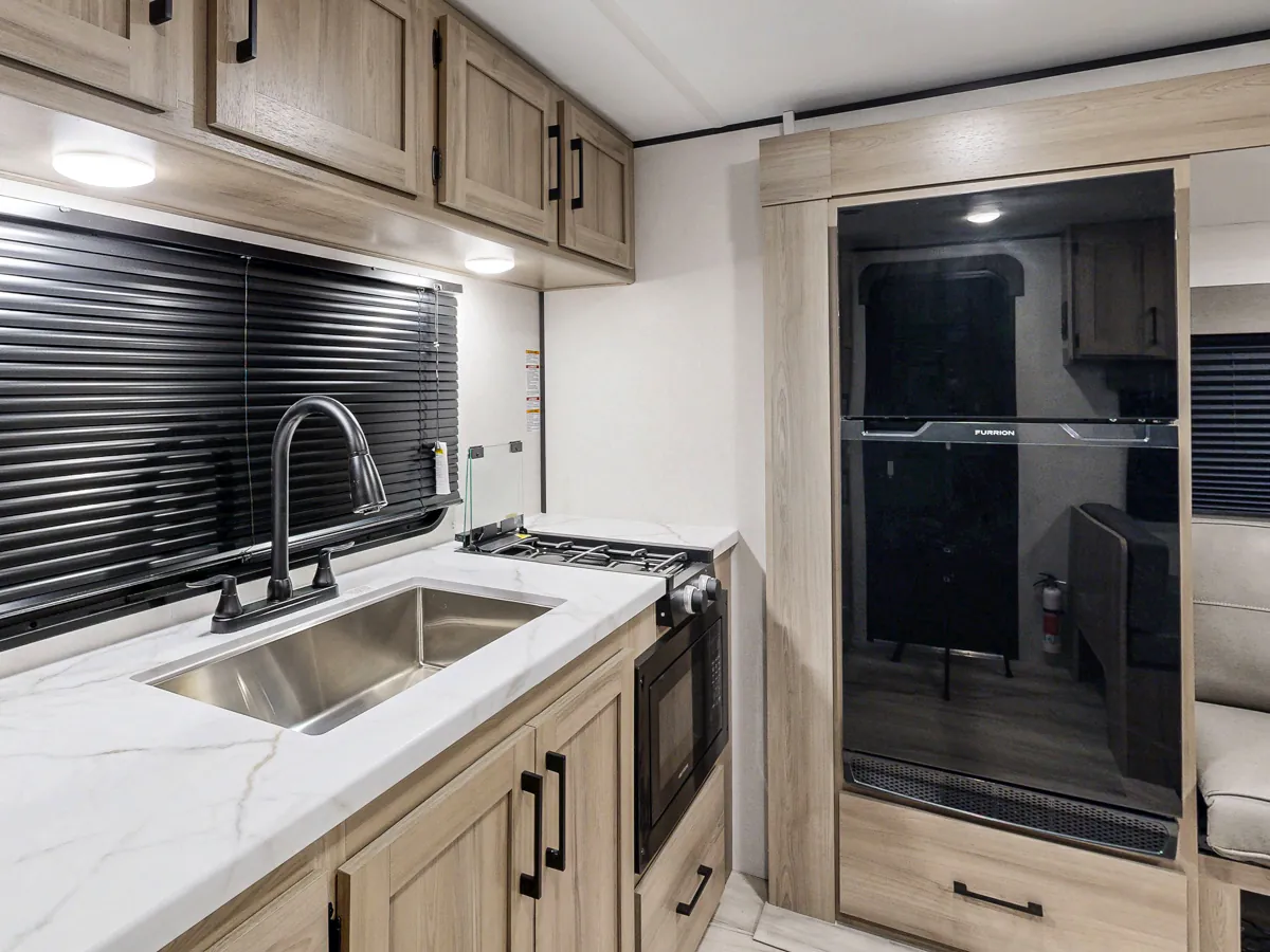 2025 Keystone Coleman Light 21RX - Photo 4