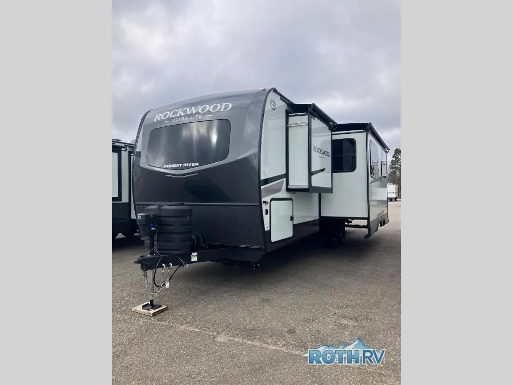 2026 Forest River Rockwood Ultra Lite 2606WS - Photo 2