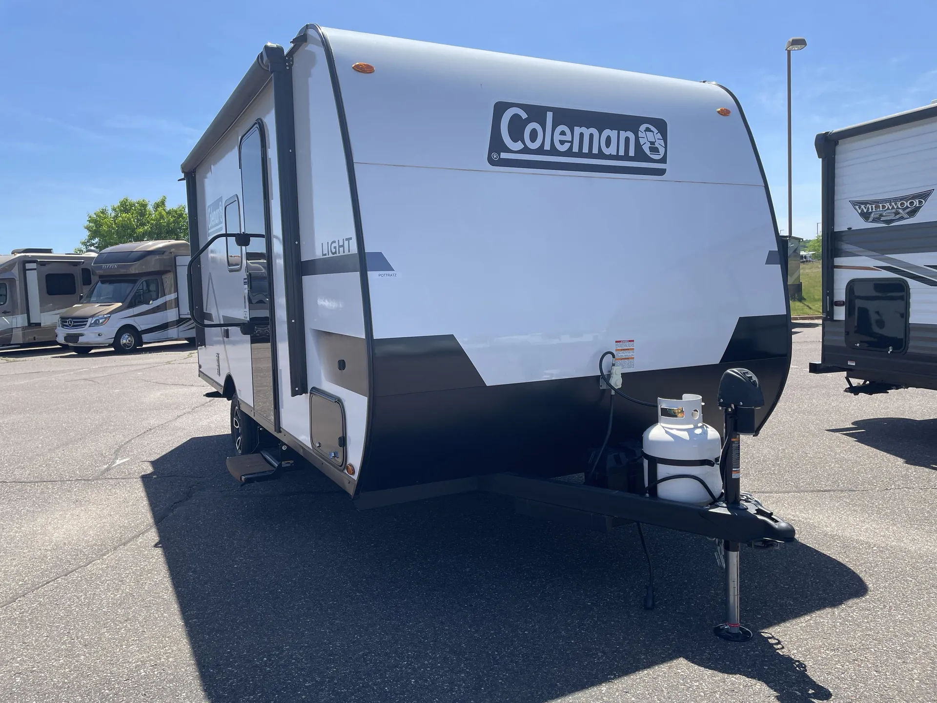 2025 Keystone Coleman Light 17BX - Photo 2