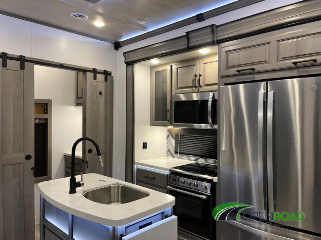 2022 Keystone Montana 3763BP, Photos photo 8