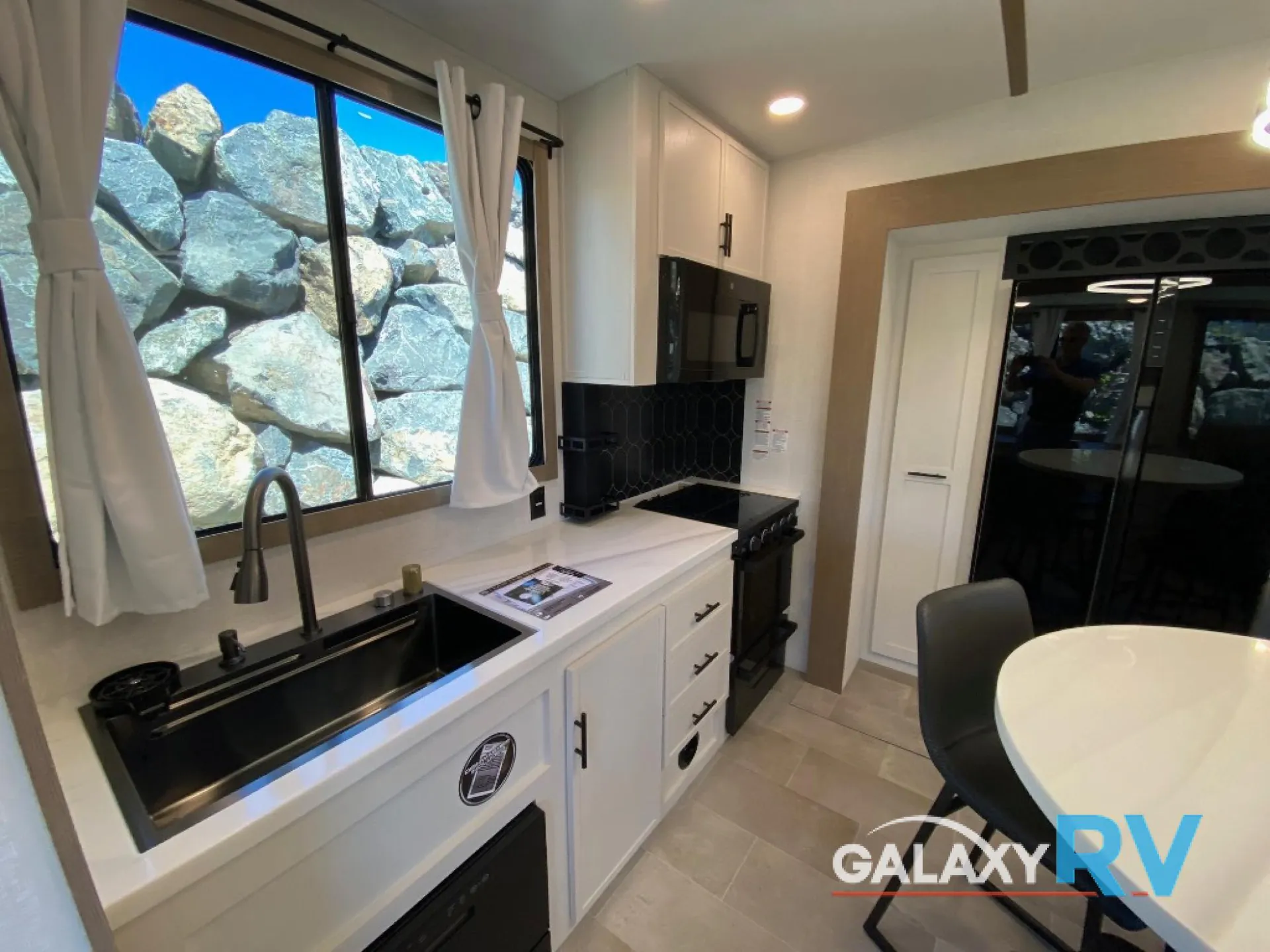 2026 Forest River Impression 360MYR — Photo 7