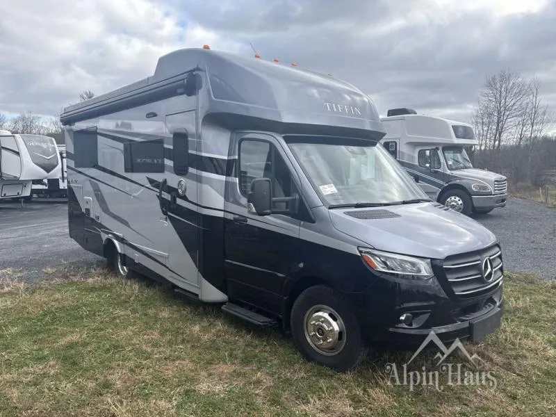 2026 Tiffin Wayfarer 25 XLW - Photo 2